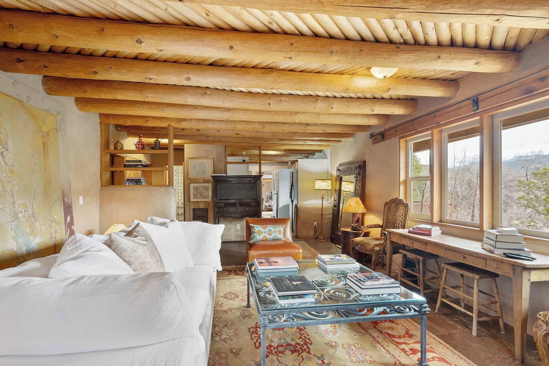 TV, fireplace, offices