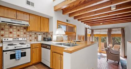 Casa Alba - Mountain Views, Communal Pool