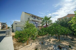 Building design - Apartments Milka (Vodice)