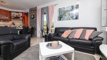 غرفة المعيشة