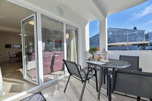 Apartment (A1) | Balcony