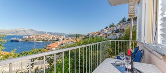 Apartment Town View