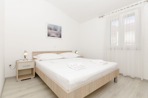 Fer et planche Ă repasser, Wi-Fi gratuit