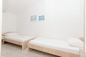 Apartment (A2)