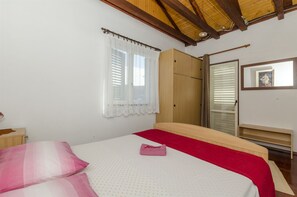 Iron/ironing board, free WiFi - Apartments Bilo (Marina)