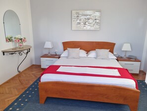 Tabla de planchar con plancha y wifi gratis 