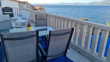 Apartment (A2) | Water view