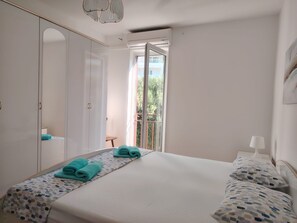 Apartment (A1) | 2 bedrooms, iron/ironing board, free WiFi