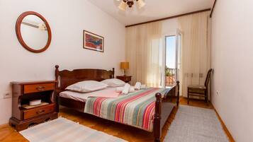 Bügeleisen/Bügelbrett, kostenloses WLAN