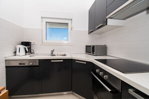 Apartment (A5) | Private kitchen | Fridge, stovetop, espresso maker, electric kettle - Apartments Kendes (Vodice)