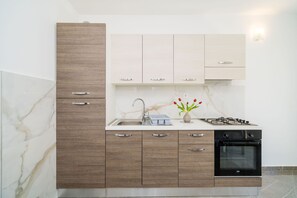 Eigene Küche | Mini-Kühlschrank