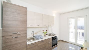Eigene Küche | Mini-Kühlschrank