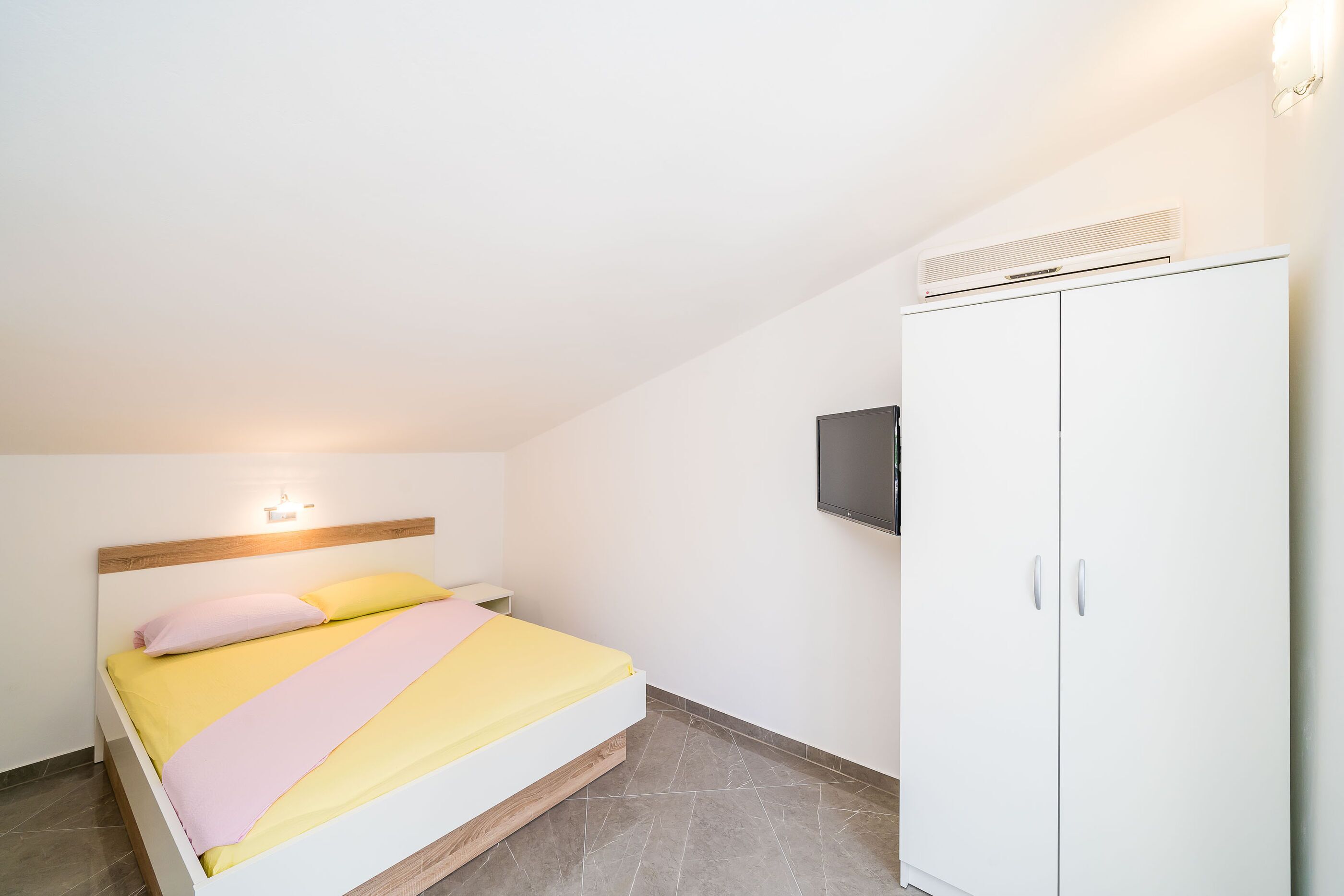 1 soverom og wi-fi (inkludert)