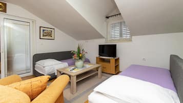 Apartment (A1) | Living room