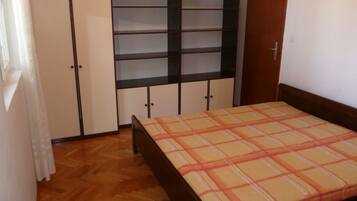 Room (S2) | 1 bedroom, free WiFi