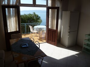 Terrace/patio - Rooms Jakirusa (Brela)