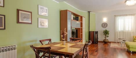 ห้องนั่งเล่น | เตาผิง