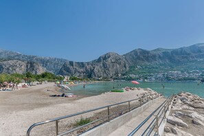 Beach nearby - Apartments Jugo i Bura (Omis)