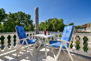 Balcony - Apartments Rote Rosen (Privlaka)