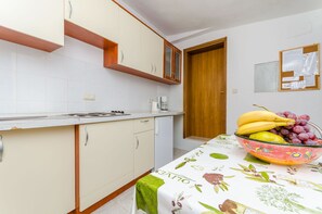 Apartment (A2) | Dining - Apartments Old Town (Trogir)