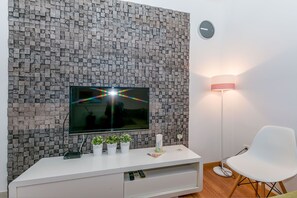 Apartment (A1) | Television - Apartment Mario (Podstrana)