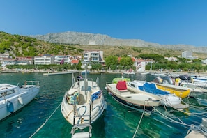 Vue sur la ville depuis lâhĂ©bergement