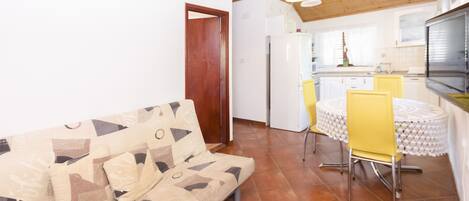 전용 주방 | 냉장고, 오븐, 쿡탑, 에스프레소 메이커