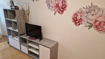 Apartment (A2) | Living room