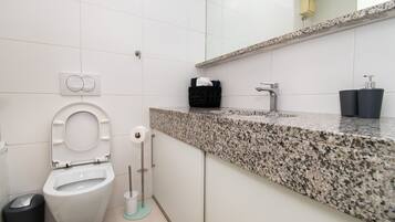Bathroom | Towels
