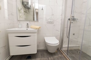 Apartment (A2) | Badezimmer