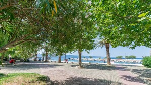 ชายหาด