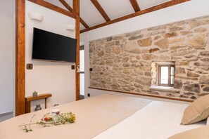 Television - Villa Gold (Skradin)