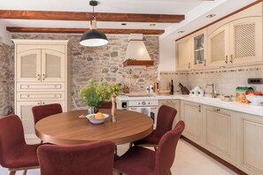 Dining - Villa Stone (Skradin)