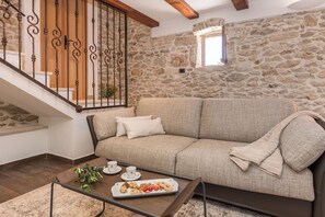 Fireplace - Villa Stone (Skradin)