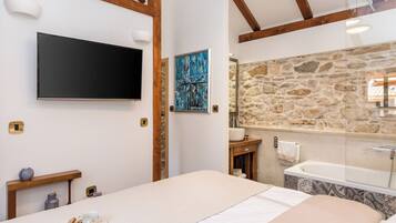 2 soverom, safe på rommet, strykejern/-brett og wi-fi (inkludert)