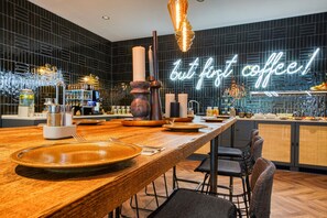 Daily buffet breakfast (EUR 14.00 per person)