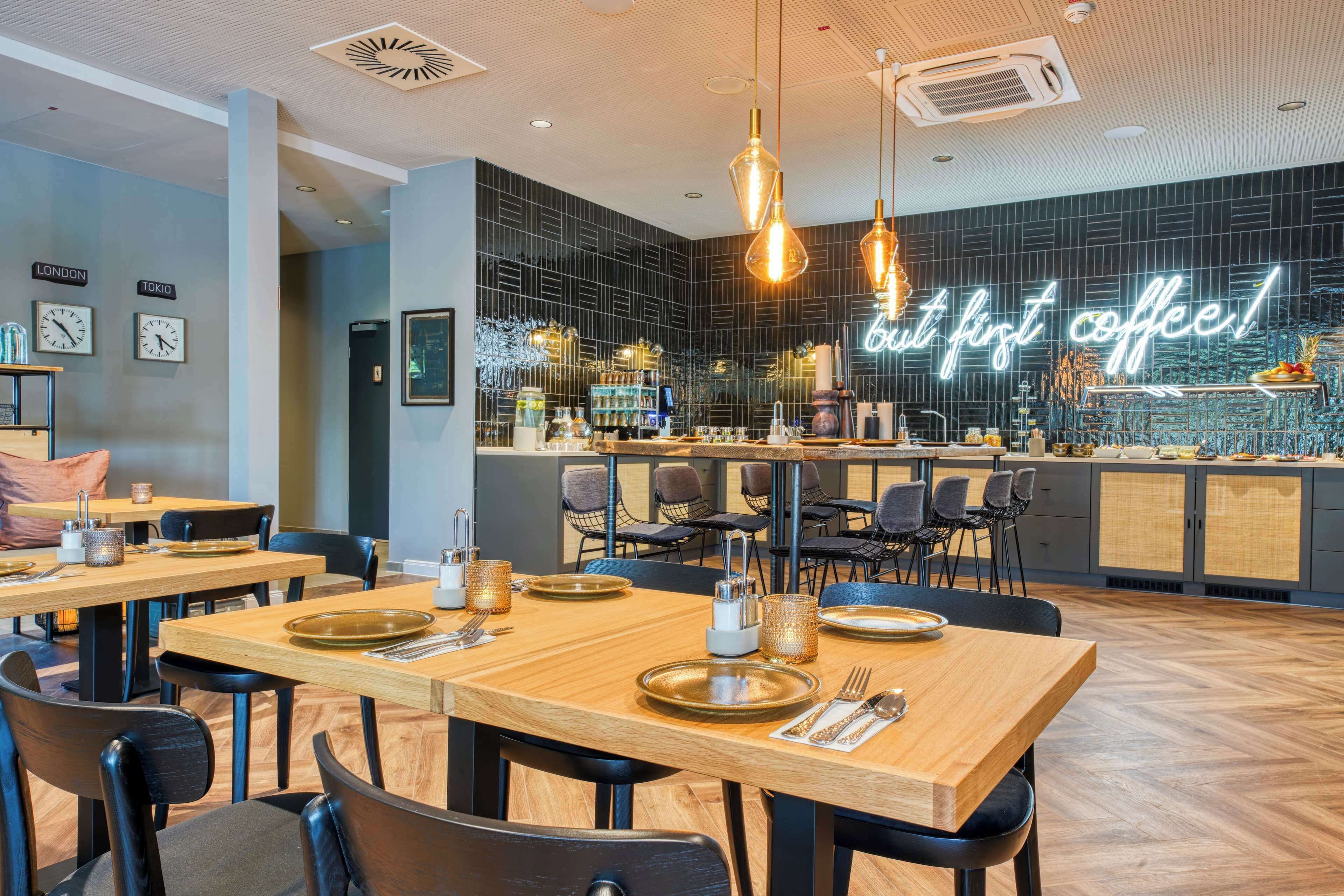 daily buffet breakfast (eur 14.00 per person)