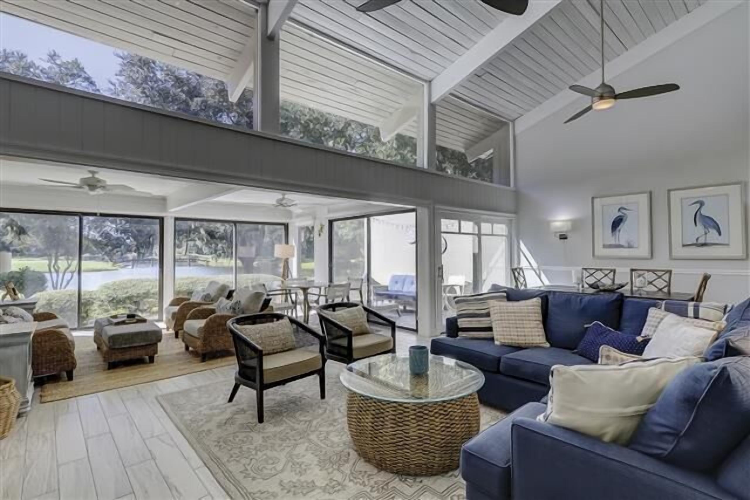 Upgraded 3-Bdrm Villa w/ private patio in the heart of The Sea Pines Resort