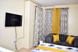 開放式客房 | 客廳