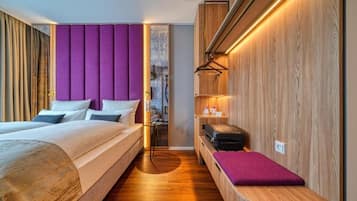 In-room safe, desk, soundproofing, free WiFi