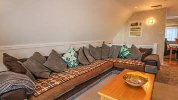 Cottage | Living room | DVD player