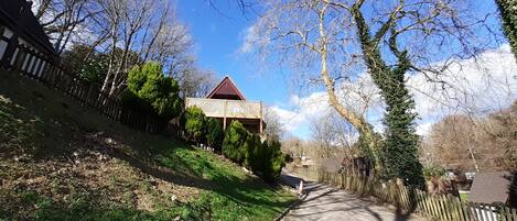 Cottage | Property grounds