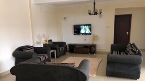 Living area - Stay.Plus Kayawe Road Apartment Kilimani (Naivasha)
