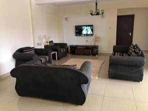 Living area - Stay.Plus Kayawe Road Apartment Kilimani (Naivasha)