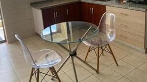 Private kitchen - Stay.Plus Kayawe Road Apartment Kilimani (Naivasha)