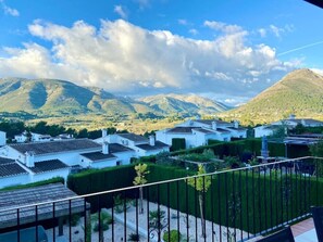 Property grounds - Stunning views, cycling base, pellet burner, pool! (Murla)