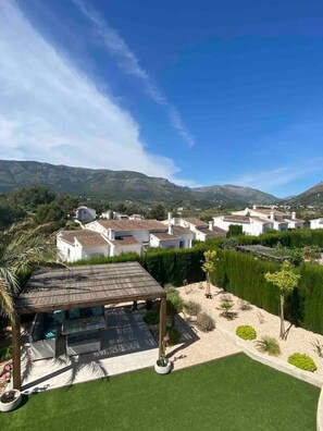 Exterior - Stunning views, cycling base, pellet burner, pool! (Murla)