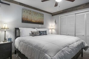 4 slaapkamers, een strijkplank/strijkijzer, reisbedje, wifi