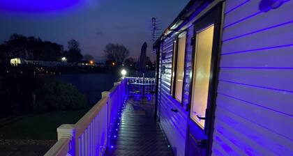 Luxury lakeside Caravan at Tattershall Lakes award winning site with a hot tub, private Fishing Peg