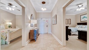 3 chambres, fer et planche à repasser, Wi-Fi gratuit, draps fournis